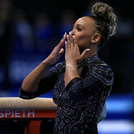 Rebeca Andrade voltou às competições no Pan de ginástica artística no Rio