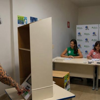 A oração da serenidade política no debate público
