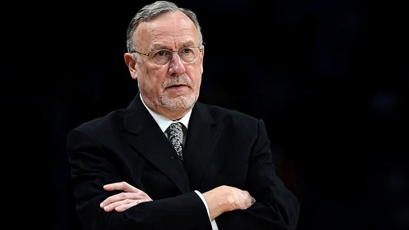Rick Adelman conquistou mais de mil vitórias pela NBA