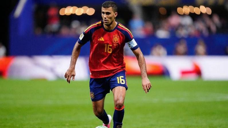 Rodri, da Espanha, em jogo contra Cabo Verde pela Copa do Mundo