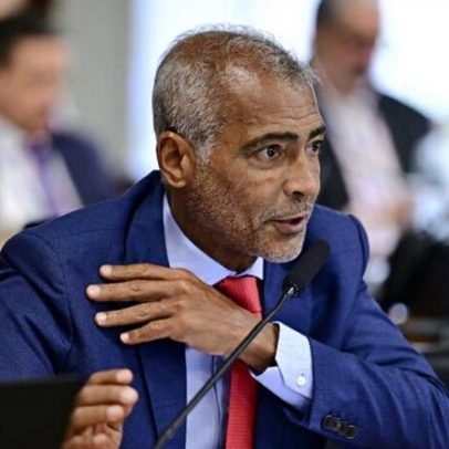 Romário acompanha sessões do Senado à distância durante a Copa