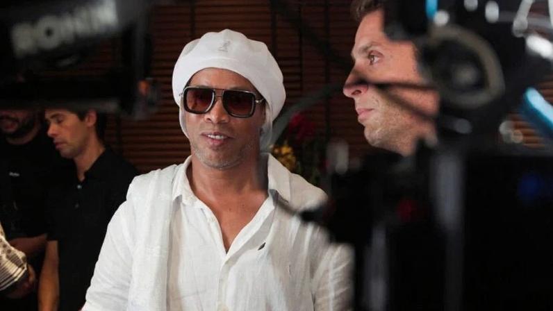 Ronaldinho participa do evento de apresentação ao Ravenna FC em Miami