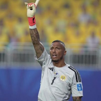 Eloy Room brilha em empate da Curaçao com o Equador na Copa