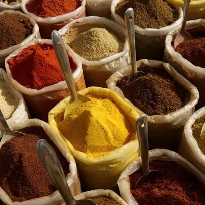 Rótulo da farinha: nutricionista alerta para fibra e proteína