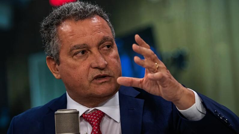 Rui Costa presidia o Consórcio Nordeste quando foi firmado o contrato de R$ 48 milhões para compra de respiradores que não chegaram a ser entregues (Foto: Fabio Rodrigues-Pozzebom/Agência Brasil)