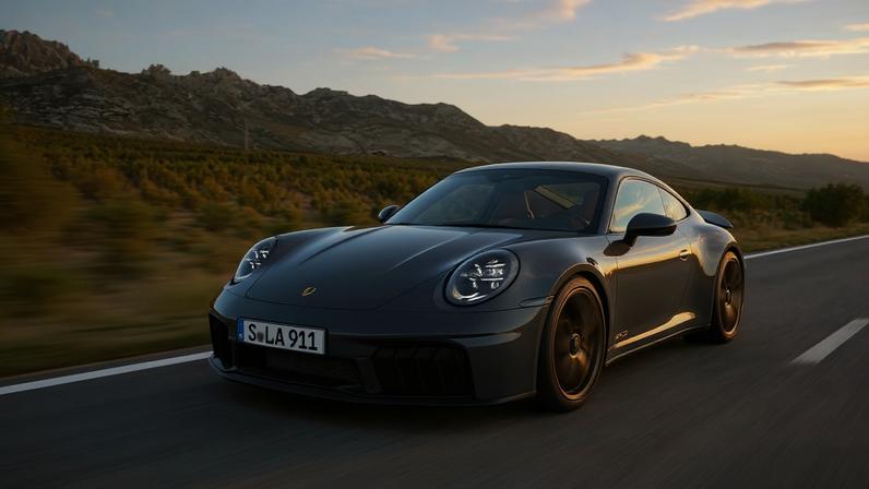 Porsche 911 Carrera GTS — Foto: Divulgação / Porsche