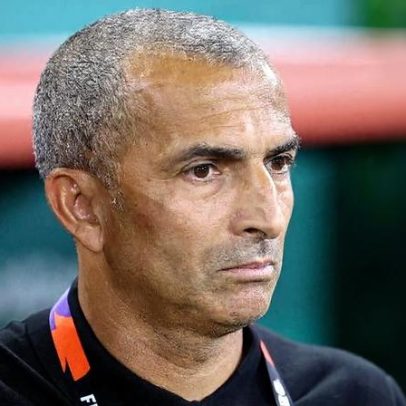 Técnico da Tunísia é o quarto demitido durante a Copa; lista tem brasileiro