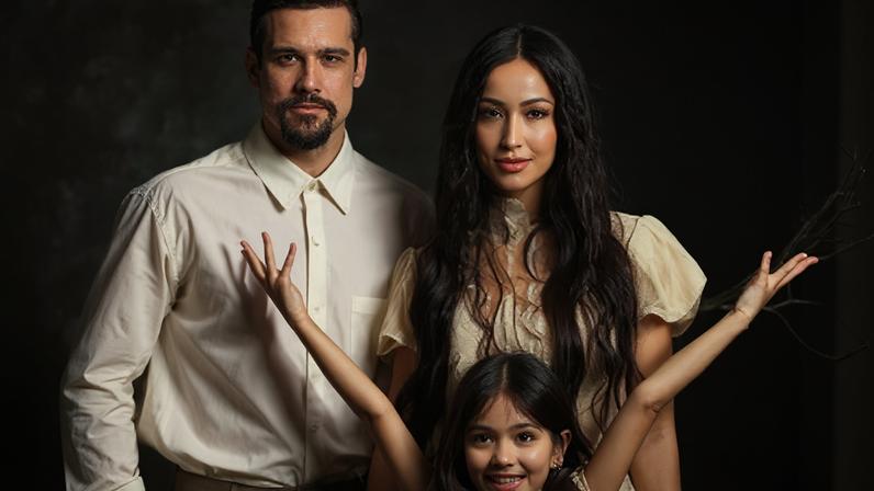 Sabrina Sato e Nicolas Prattes anunciam gravidez