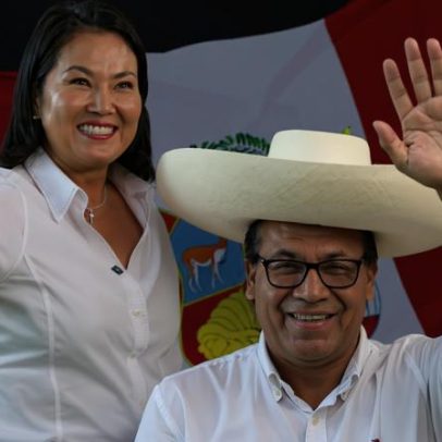 Disputa acirrada entre Fujimori e Sánchez define eleição presidencial no Peru