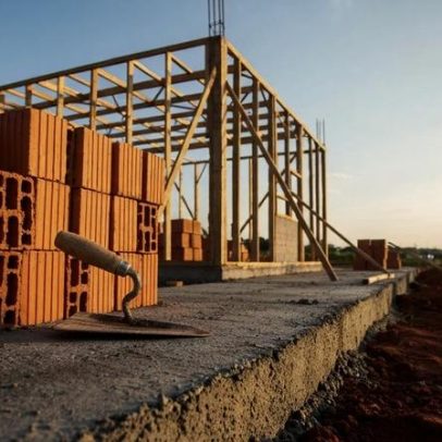 Santa Cruz do Escalvado homologa licitação de 3 milhões para novas moradias