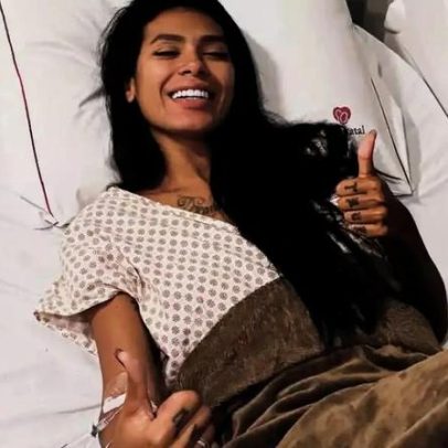 Pocah faz cirurgia após inflamação na região íntima