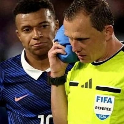 Espanha empata com Iraque e França perde para a Costa do Marfim