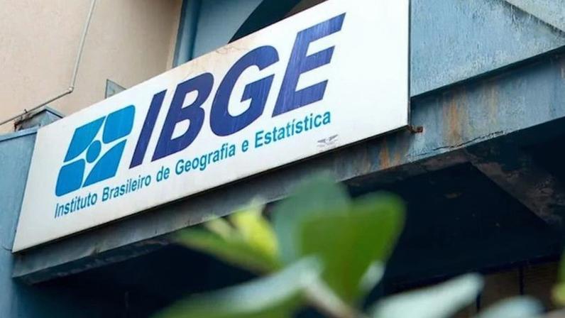 Na imagem, a fachada da sede do IBGE, em Brasília