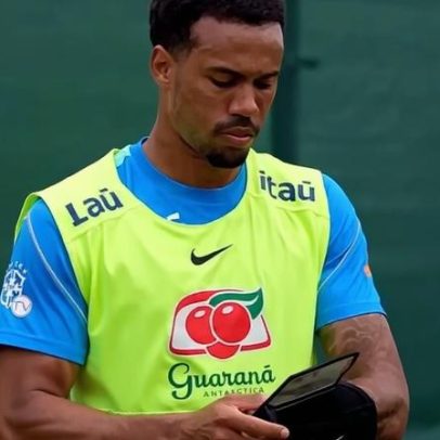 Seleção Brasileira usa munhequeiras no treino para esconder jogadas