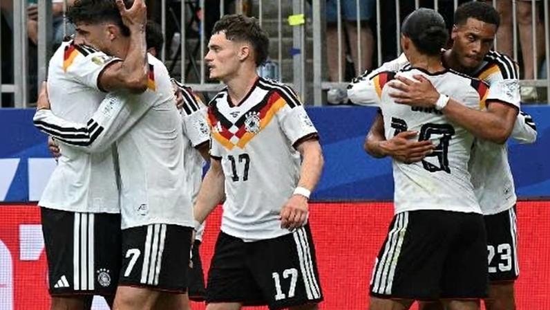 Seleção alemã comemora gol de Kai Havertz contra Curaçao, na estreia pelo Grupo E da Copa do Mundo