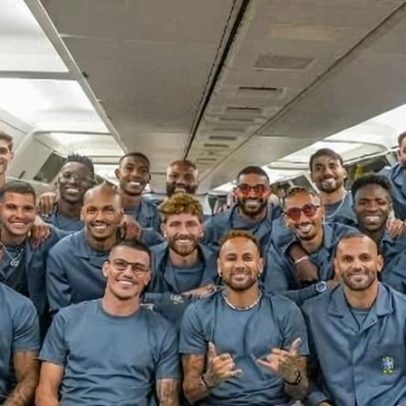 Neymar registra embarque da seleção para os EUA com todos juntos