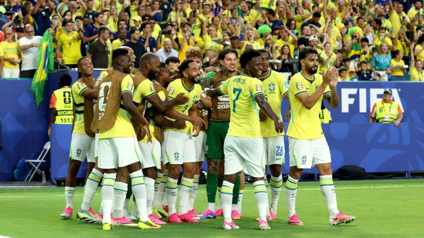 Brasil de Ancelotti finalmente aparece com bom desempenho