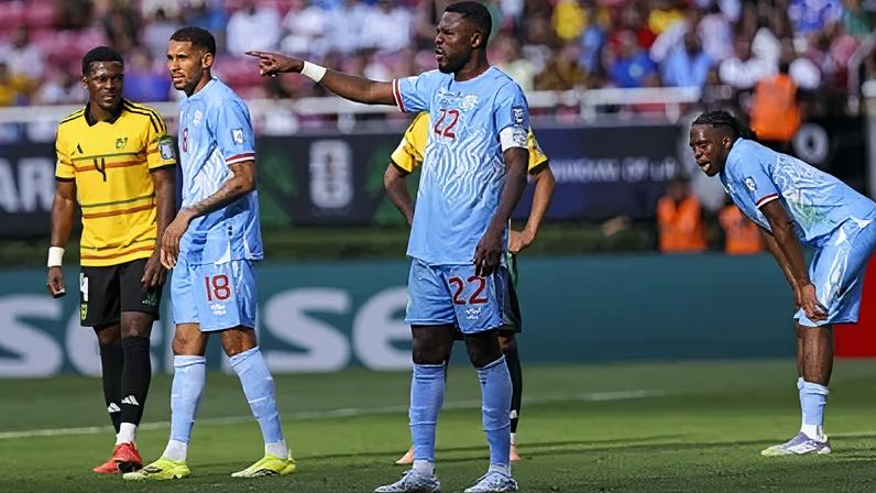 Jogadores do Congo durante final da repescagem da Copa do Mundo contra Jamaica