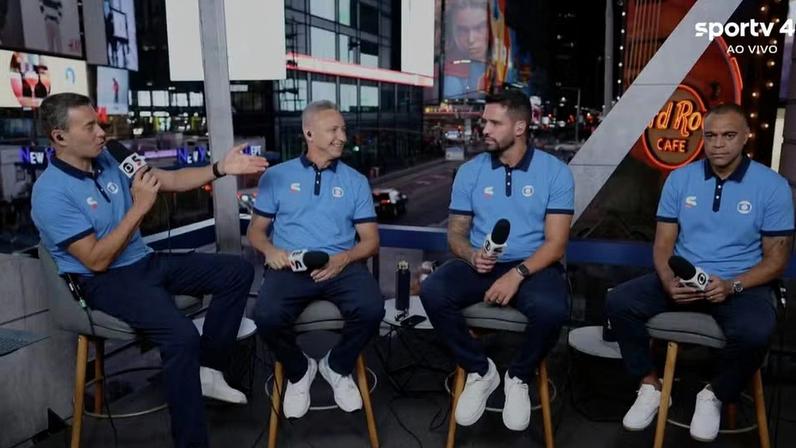 André Rizek, Paulo Nunes, Renato Augusto e Denilson durante Seleção Copa — Foto: Reprodução