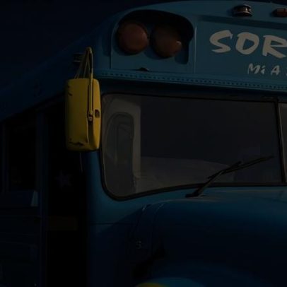 Seleção de Curaçao viraliza nas redes ao andar de ônibus escolar