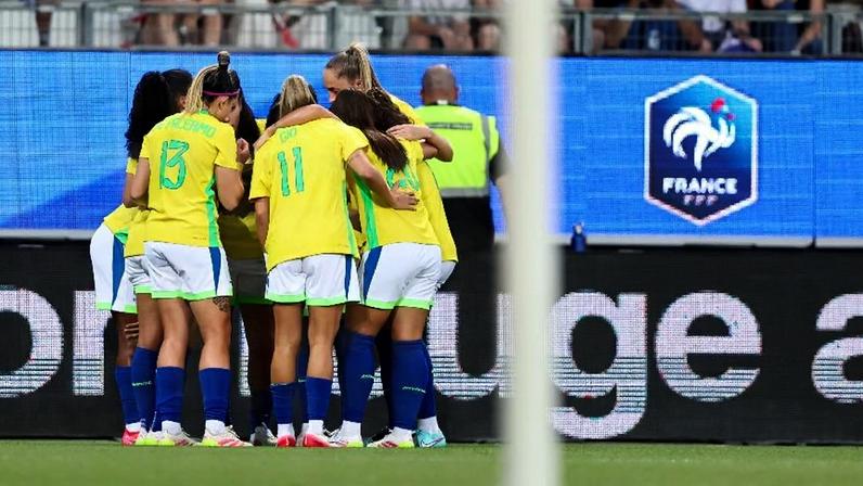 Seleção feminina sofreu virada em último amistoso antes da disputa da Copa América