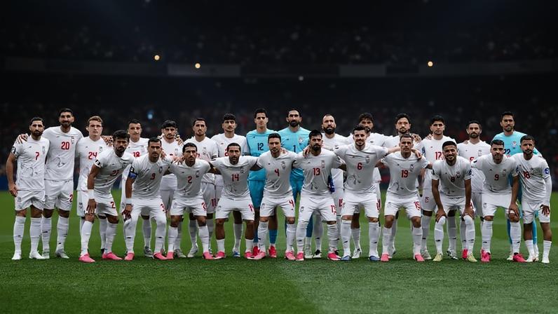 Seleção de futebol do Irã (foto) que empatou em 0 X 0 contra os belgas