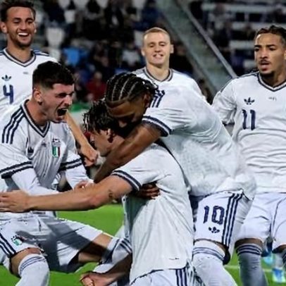 Itália vence Luxemburgo na estreia após ficar fora de três Copas
