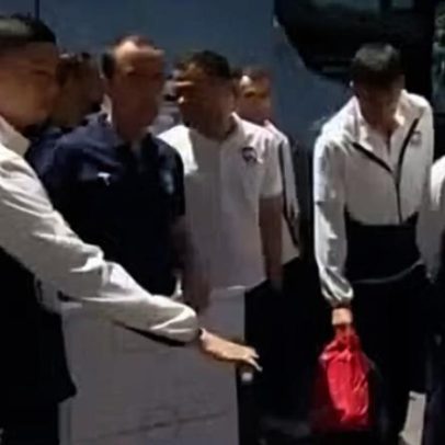 Cannavaro técnico do Uzbequistão nega incômodo com revista em aeroporto