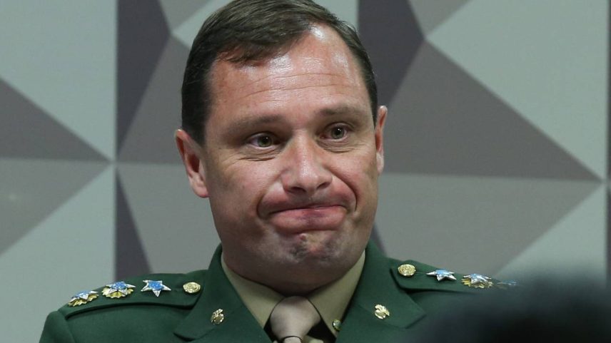 O tenente-coronel Mauro Cid durante depoimento em CPMI (Lula Marques/Agência Brasil)