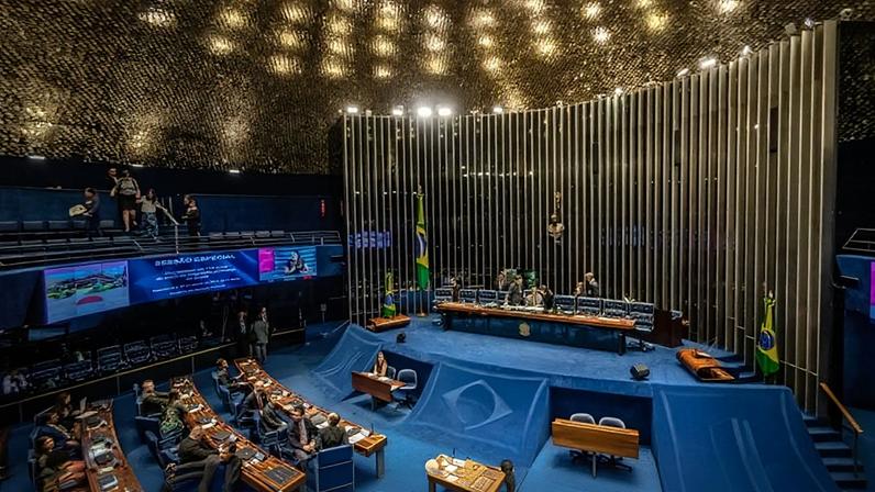 Senado discute PEC da escala 6×1 e Alcolumbre marca reunião com base governista