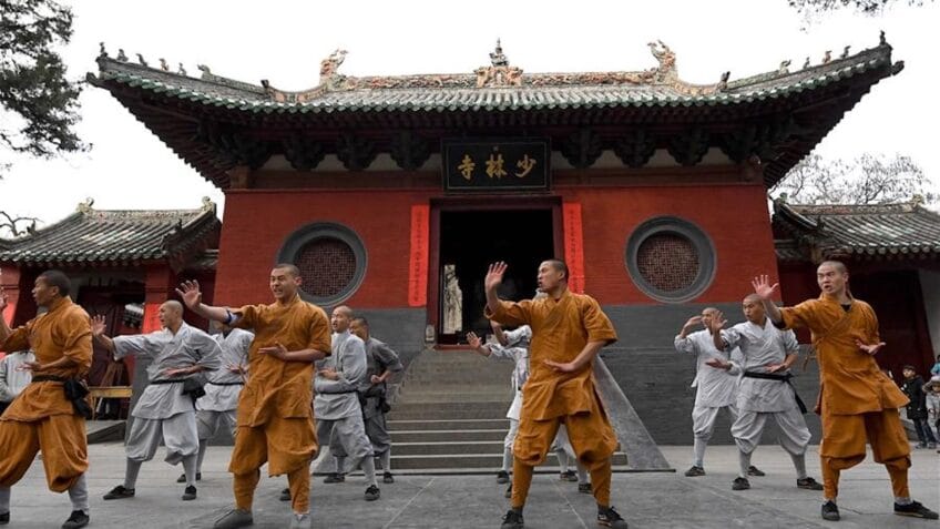 Ex-abade do Templo Shaolin é condenado a 24 anos de prisão