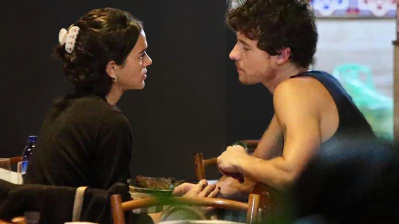 Shawn Mendes e Bruna Marquezine jantam juntos no Rio de Janeiro