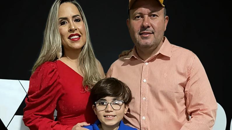 Maria Júlia, Shaylon e o pequeno Gabriel morreram no local do acidente