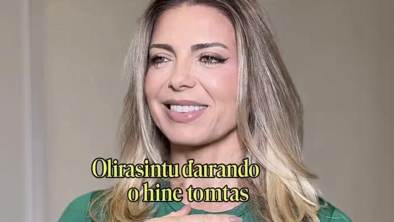 Sheila Mello brinca com o sucesso do É o Tchan! na véspera de Brasil x Japão — Foto: Reprodução/Instagram