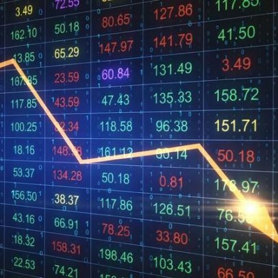 Liquidação derruba ações ligadas a Strategy e Strive no crédito digital