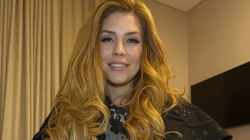 Simony fala sobre dificuldades durante tratamento de cancêr