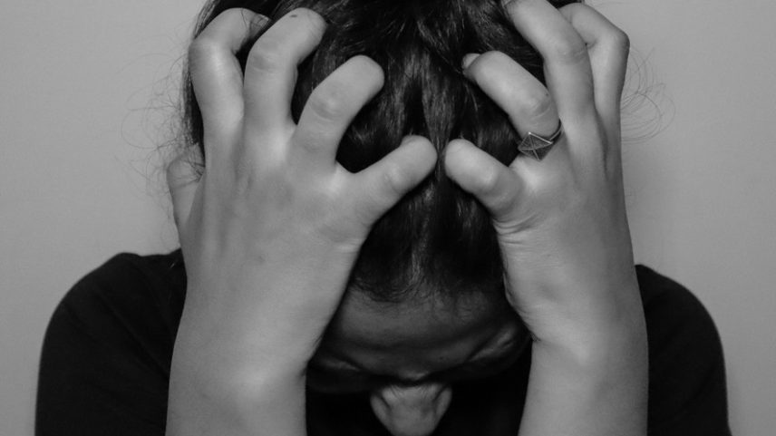 Além da bipolaridade, Catarina* também é diagnosticada com depressão, o que dificulta ainda mais o tratamento