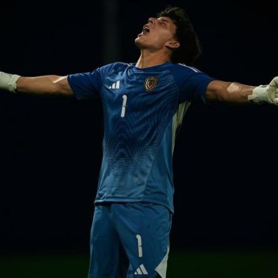 Palmeiras negocia goleiro venezuelano para a base