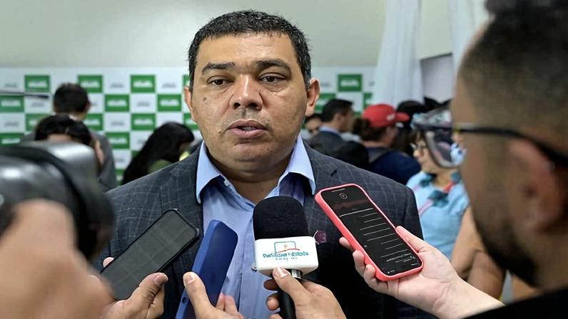 Imagem colorida mostra o deputado Soldado Sampaio (RR) - Metrópoles