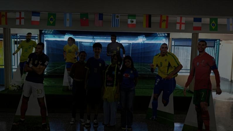 No DF, estudantes usam clima da Copa para praticar novos idiomas
