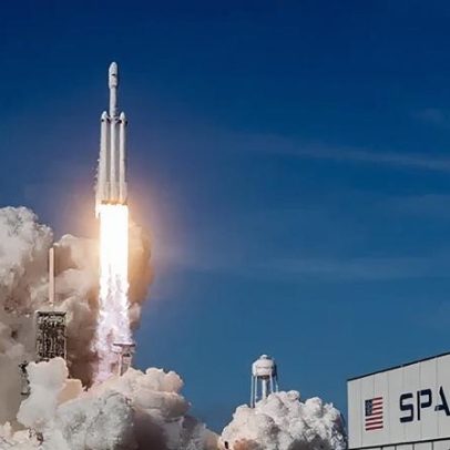 SpaceX estreia na bolsa e valor de mercado supera US$ 2,3 trilhões