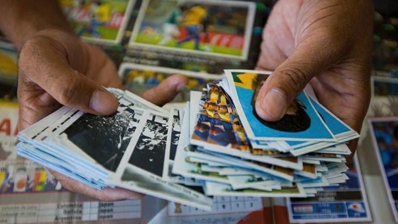 Coleção de álbum de figurinhas ganha ainda mais fôlego em anos de Copas do Mundo
