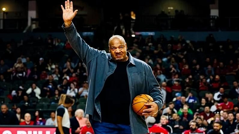 Stacey King, tricampeão da NBA com o Chicago Bulls, morreu aos 59 anos