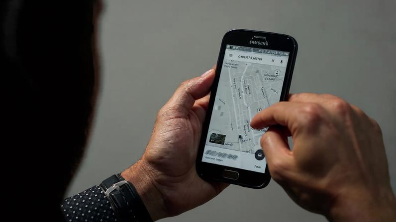 Como homens estão usando tags escondidas para rastrear e perseguir mulheres em SP