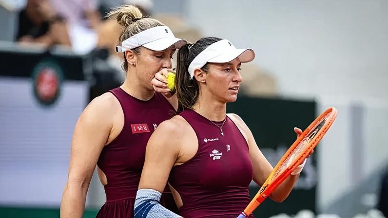 Gabriela Dabrowski e Luisa Stefani avançaram à semifinal de Roland Garros
