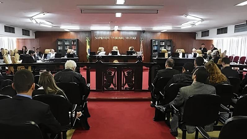 Sessão do Superior Tribunal Militar (STM)