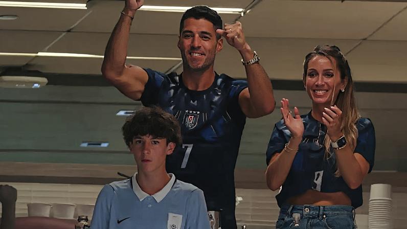 Luis Suárez em comemoração do primeiro gol do Uruguai.