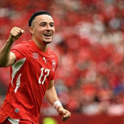 Suíça vence Canadá, permanece invicta e avança à Copa do Mundo