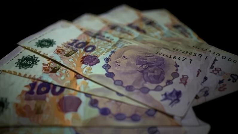 Notas de cem pesos argentinos