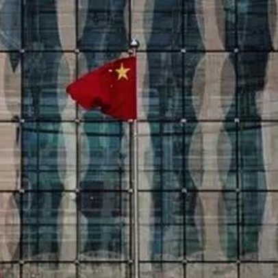 PMI industrial na China permanece estável em maio, com custos de energia